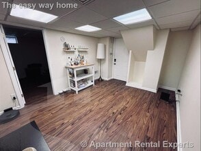 10 Wallace St, Unit 10 in Somerville, MA - Foto de edificio - Building Photo