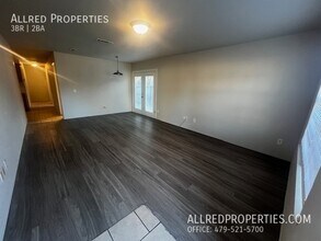 1673 Evalyn Cir in Fayetteville, AR - Building Photo - Building Photo