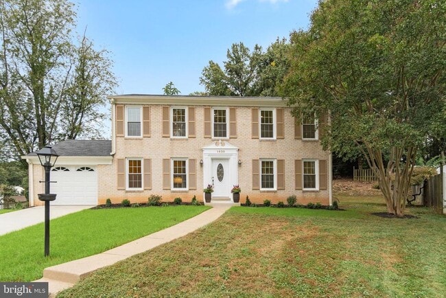 property at 1830 Clifdale Ct