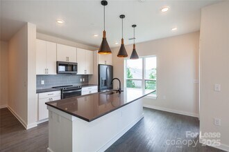 3630 N Davidson St in Charlotte, NC - Building Photo - Building Photo
