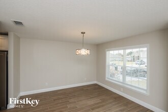 249 Bordeaux Ave NE in Palm Bay, FL - Foto de edificio - Building Photo