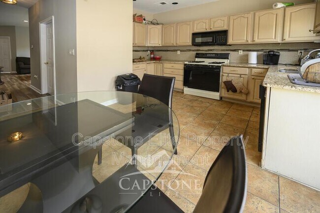 236 Warren St in Newark, NJ - Building Photo - Building Photo