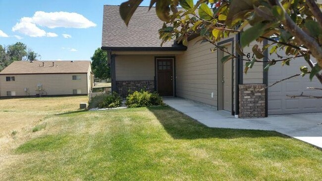 property at 612 Claremont Rd