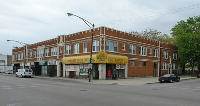 5457-5473 W Chicago Ave in Chicago, IL - Building Photo - Building Photo