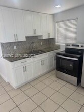 290 NW 45th Ave in Miami, FL - Building Photo - Building Photo