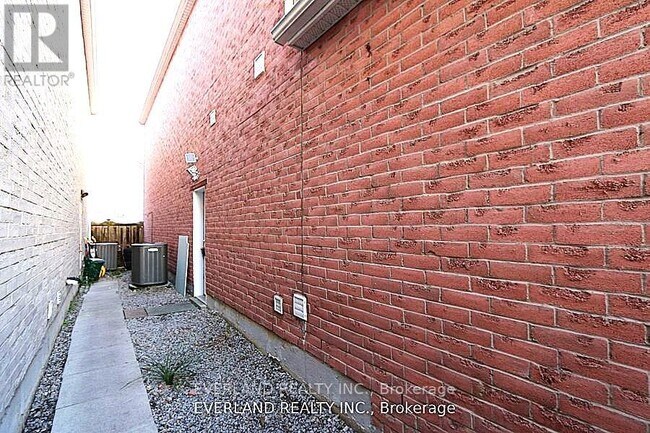 41 Cartmel Dr