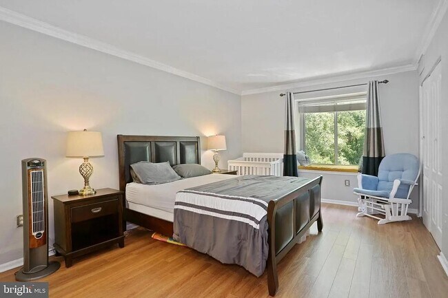 9725 Kings Crown Ct in Fairfax, VA - Building Photo - Building Photo