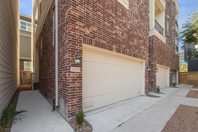 1033 W 17th St in Houston, TX - Building Photo - Building Photo