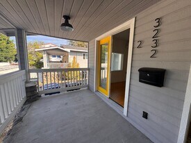 3232 Verdugo Rd in Los Angeles, CA - Building Photo