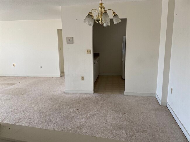 269 Cambridge Rd, Unit 602 in Woburn, MA - Building Photo - Building Photo