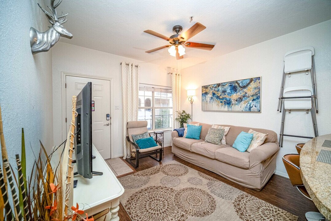 3308 Parliament Cove in Lago Vista, TX - Building Photo