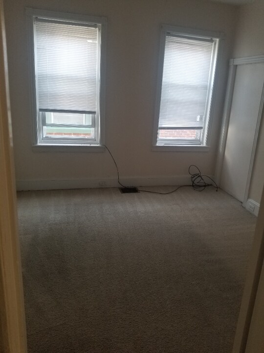 5604 Cedar Ave in Philadelphia, PA - Foto de edificio