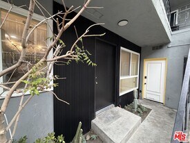 4327 Lankershim Blvd in Los Angeles, CA - Building Photo