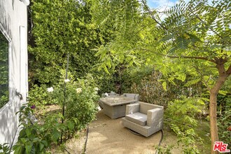 12233 Killion St in Los Angeles, CA - Building Photo - Building Photo