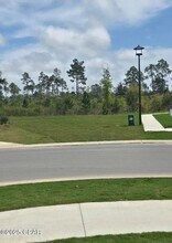 8634 Sand dollar Dr in Panama City Beach, FL - Foto de edificio - Building Photo