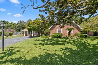 20 Magnolia Ave in Shalimar, FL - Building Photo - Building Photo