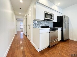 36-21 Review Ave in Queens, NY - Building Photo - Building Photo