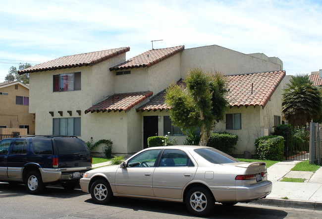 115 N Belinda Cir in Anaheim, CA - Building Photo - Building Photo