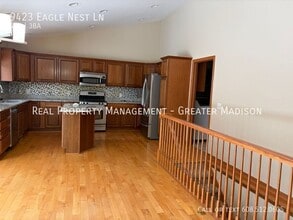 9423 Eagle Nest Ln in Middleton, WI - Building Photo - Building Photo