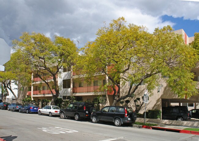 Rexford Alcott Apartments in Los Angeles, CA - Building Photo - Building Photo