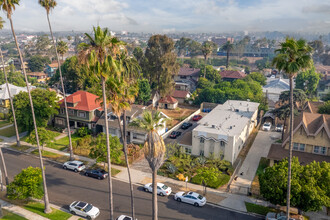 2249 W 24th St in Los Angeles, CA - Building Photo - Building Photo