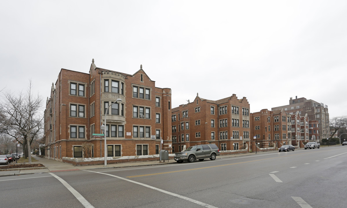 6938-6950 S Jeffery Blvd in Chicago, IL - Building Photo