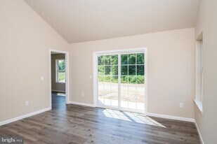 29 Kantner Ln S in Reading, PA - Building Photo