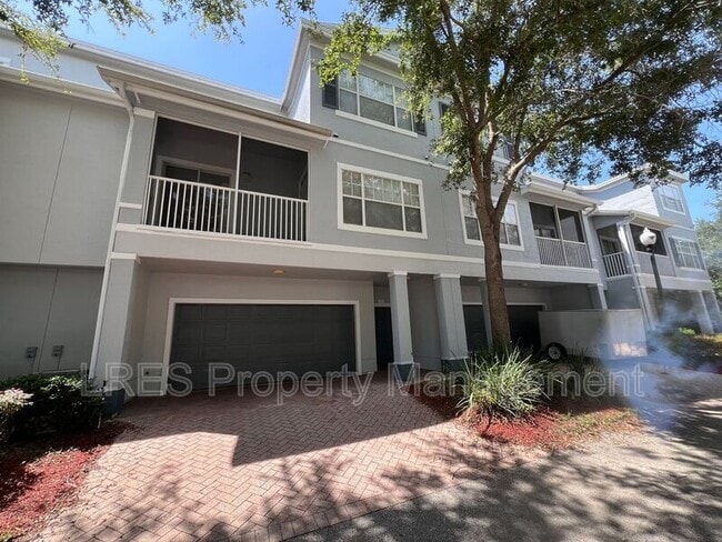 property at 2496 Grand Central Pkwy