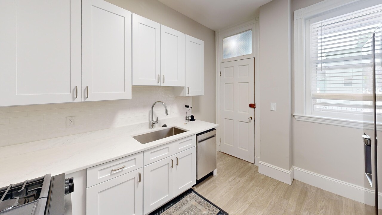 6 Radcliffe Rd, Unit 1 in Boston, MA - Foto de edificio