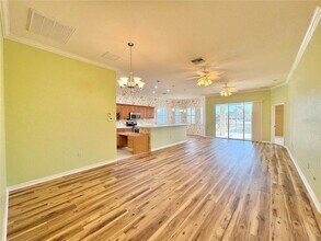 2595 Salzburg Loop in Winter Haven, FL - Foto de edificio - Building Photo