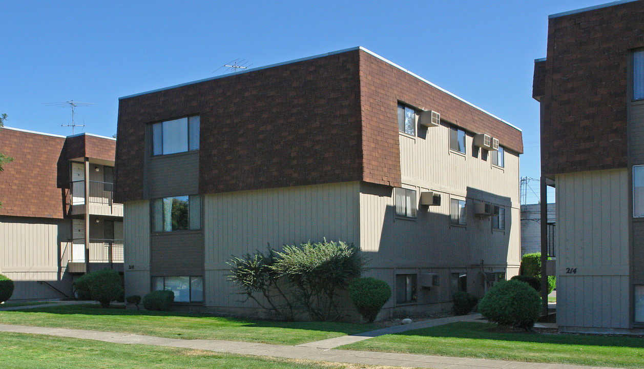 University Area Housing in Spokane, WA - Foto de edificio