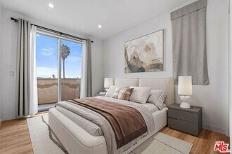 6066 Pickford Pl in Los Angeles, CA - Building Photo - Building Photo