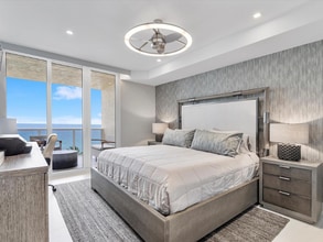 3200 N Ocean Blvd in Fort Lauderdale, FL - Foto de edificio - Building Photo