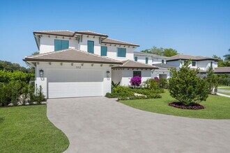3192 Blue Cypress Ln in Wellington, FL - Building Photo - Building Photo