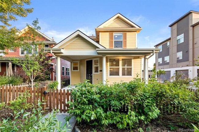 property at 2523 Central Park Blvd
