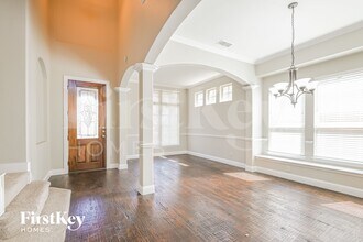 1045 Dunhill Lane in Forney, TX - Foto de edificio - Building Photo