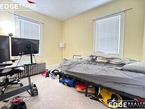 9 Aldie St, Unit 3 in Boston, MA - Foto de edificio - Building Photo