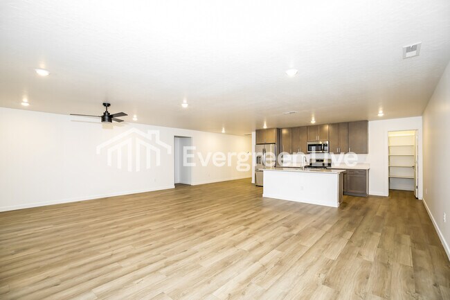 15146 Nimbus Way in Caldwell, ID - Building Photo - Building Photo