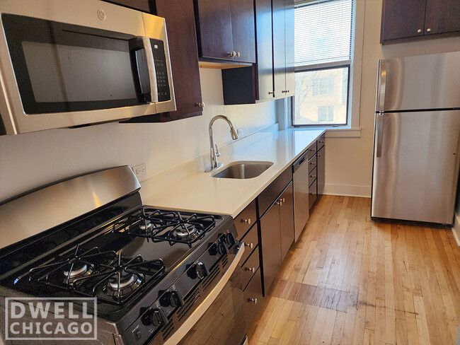 1518 N Kedzie Ave, Unit 1 in Chicago, IL - Building Photo - Building Photo