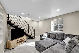 1539 Fairfax St, Unit 1 bed shared bath #2 in Denver, CO - Building Photo - Building Photo