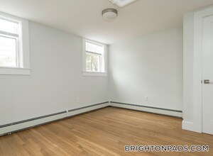 35 South St, Unit B4 in Boston, MA - Foto de edificio - Building Photo