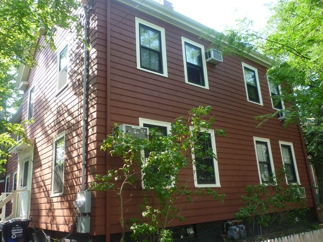 110 Pleasant St