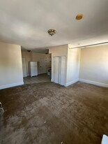 112 W Salaignac St, Unit 3 front in Philadelphia, PA - Building Photo