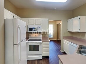 601 Magnolia Ln in Nashville, TN - Foto de edificio - Building Photo