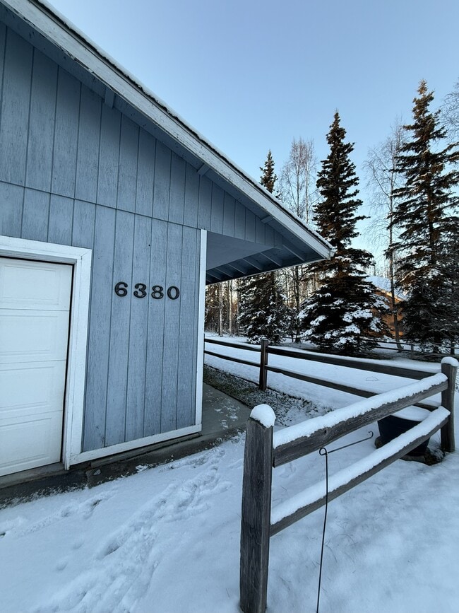 6380 S Settlers Bay Dr in Wasilla, AK - Building Photo - Building Photo