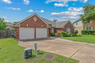 7003 Currier Cove in Austin, TX - Building Photo - Building Photo
