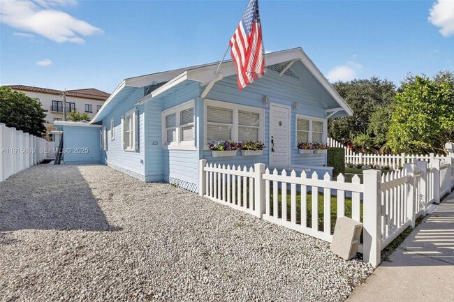 123 N Ocean Breeze in Lake Worth Beach, FL - Building Photo - Building Photo