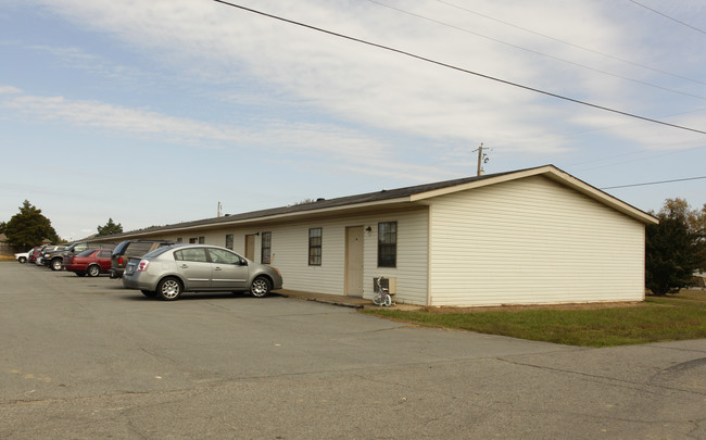 South Donaghey Apartments in Conway, AR - Building Photo - Building Photo