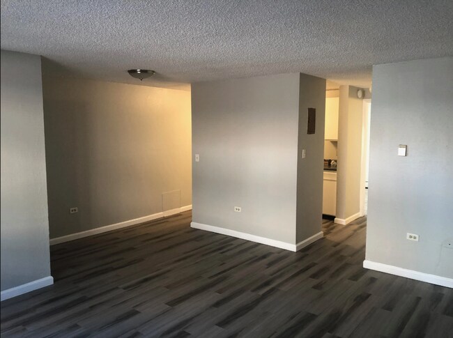 property at 1380 N Moline St
