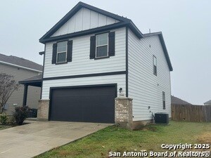 2548 Hiddenbrooke Trace in Seguin, TX - Foto de edificio - Building Photo